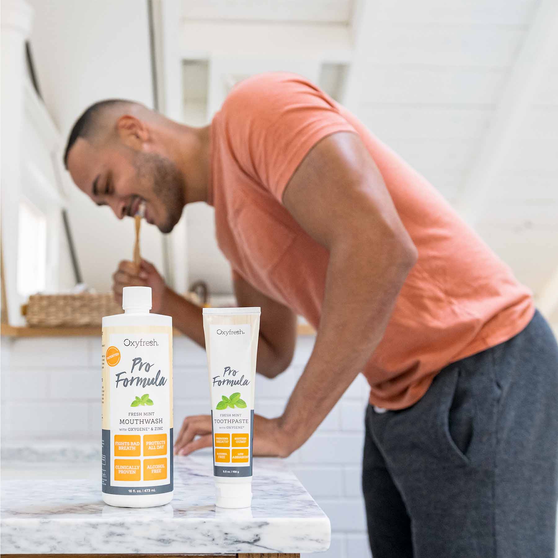 oxyfresh-dental-care-man-brushing-teeth-fluoride-free